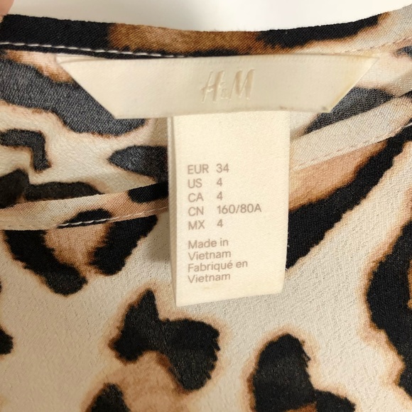 Leopard Blouse - Picture 6 of 7